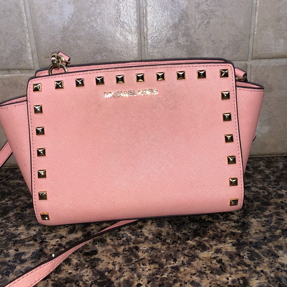 Michael Kors Purse - Picture 2 of 4
